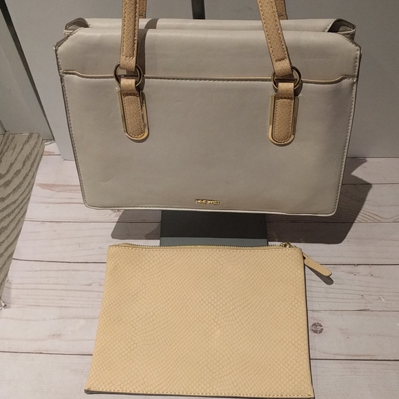 Beautiful genuine leather bag by Nine West 🍀 - Picture 2 of 8